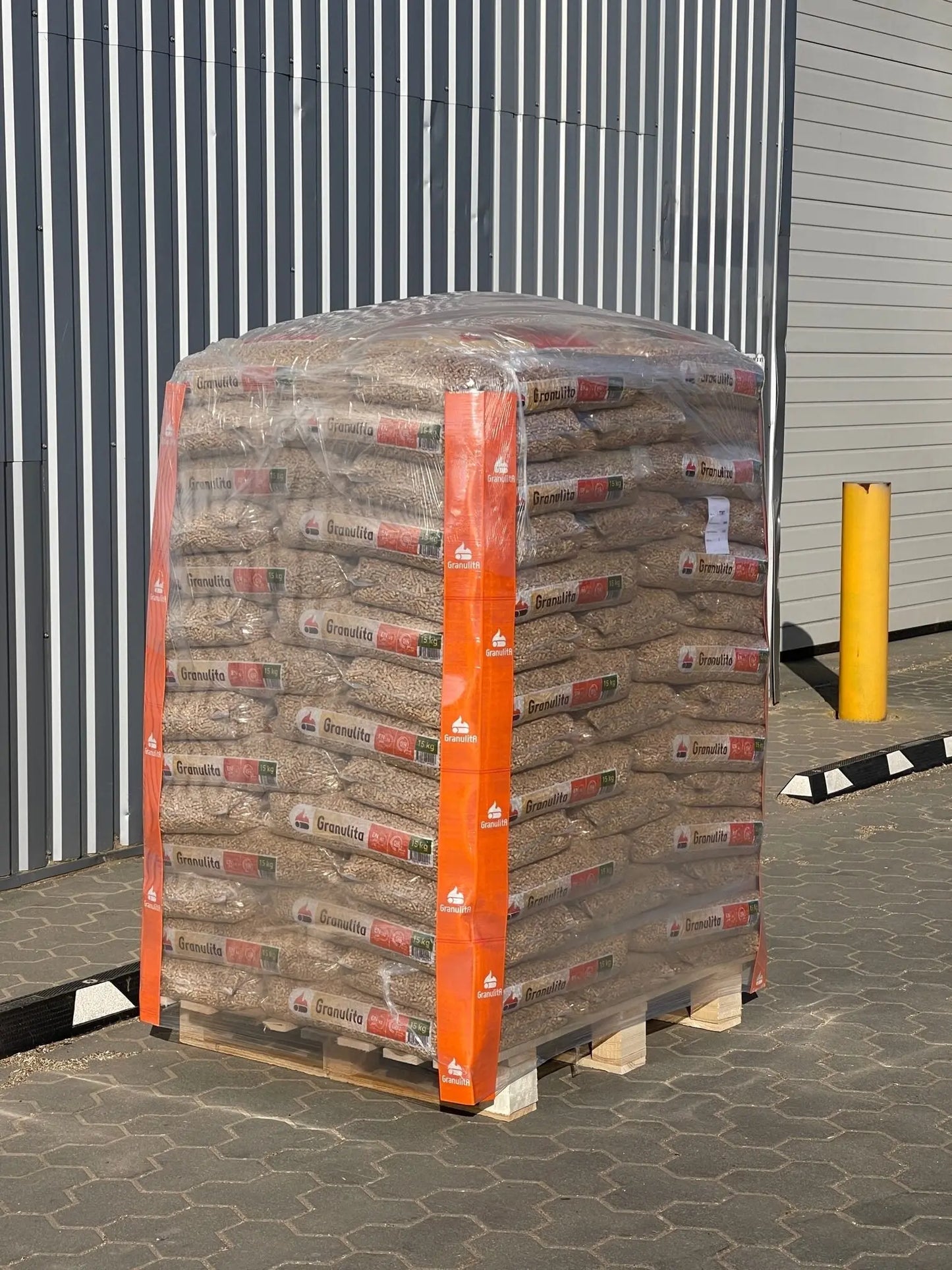 PELLET GRANULITA DIN/EN PLUS A1 15KG -20pz- Brico Pali Legno by Holz Brenz srl